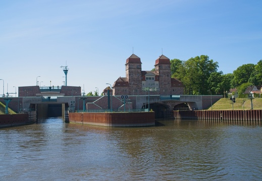A6700868
